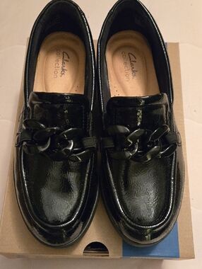Adorable Crinkle Patent Chain-Trim Platform Loafer - Black